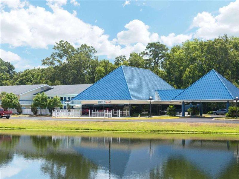 Days Inn By Wyndham Savannah Airport Bagian luar foto